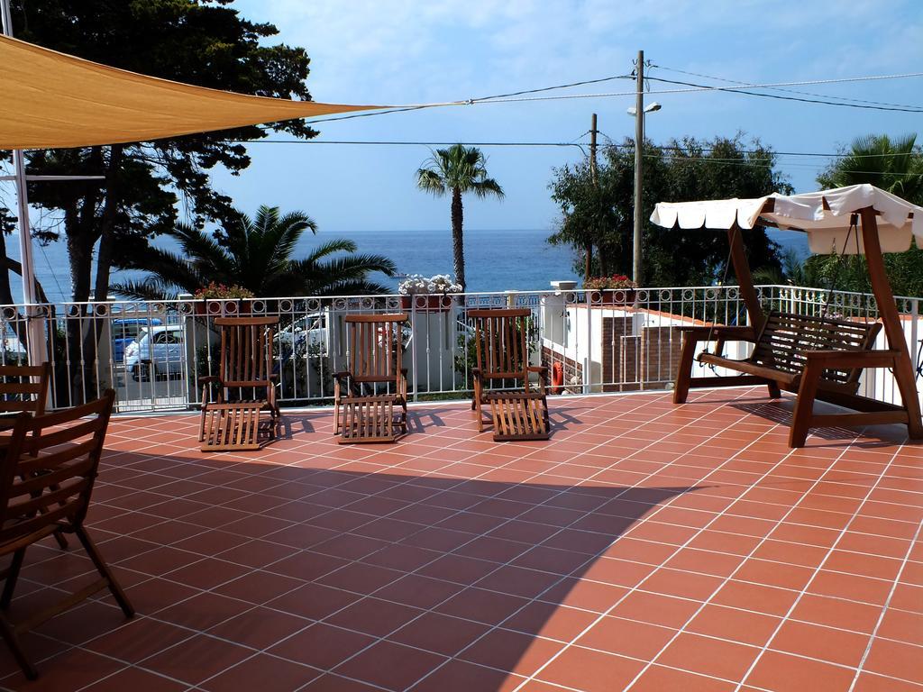 B&B Villa Sul Mare Мелито-ди-Порто-Сальво Экстерьер фото